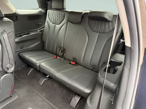 Used 2024 Hyundai Palisade Limited AWD/4WD image 7