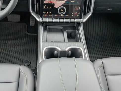 New 2026 GMC Acadia Elevation w/ Black Edition FWD image 20
