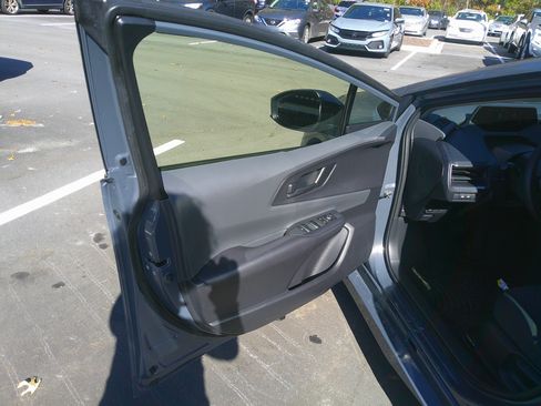 Used 2024 Toyota Prius LE image 17