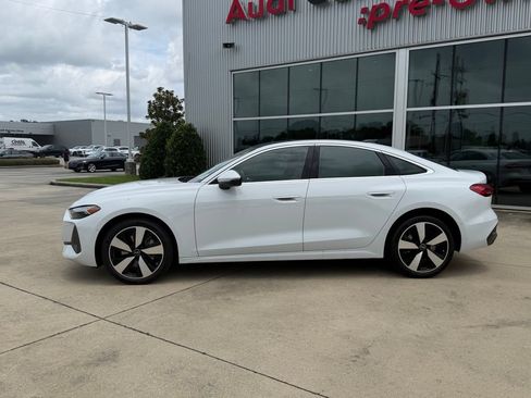 Used 2025 Audi A5 2.0T Prestige w/ 19" Wheel Package AWD/4WD image 8