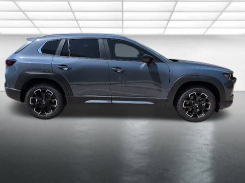 Used 2025 MAZDA CX-50 Meridian Edition w/ Weather Package image 4