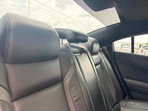 Used 2017 Dodge Charger SXT w/ AWD Plus Group image 34