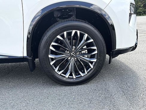 Certified 2026 Nissan Rogue Platinum w/ Platinum Premium Package AWD/4WD image 11