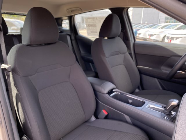 New 2027 Nissan Kicks S AWD/4WD image 9