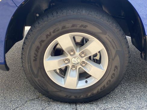 Used 2018 RAM 1500 Express AWD/4WD image 11