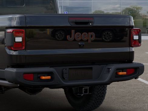 New 2025 Jeep Gladiator Mojave image 14