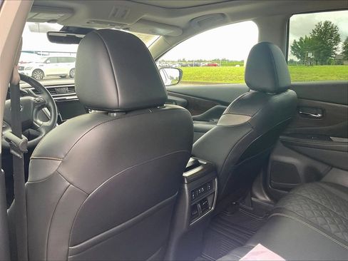 Used 2024 Nissan Murano Platinum w/ Cargo Package FWD image 24