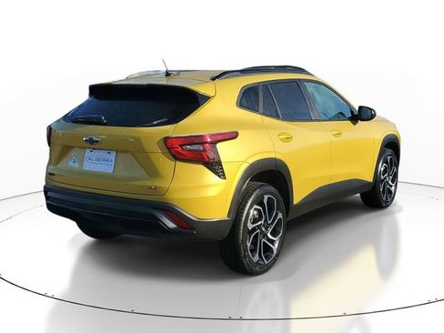 Used 2024 Chevrolet Trax RS w/ Driver Confidence Package image 4