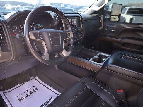 Used 2018 GMC Sierra 2500 Denali w/ Duramax Plus Package image 12