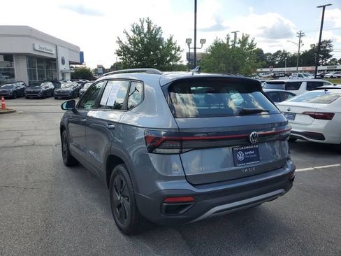 Certified 2025 Volkswagen Taos S FWD image 6