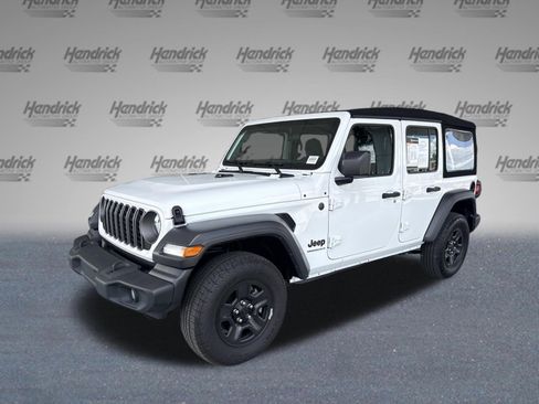 Used 2024 Jeep Wrangler Unlimited Sport AWD/4WD image 4
