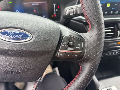 Used 2026 Ford Escape ST-Line Select w/ Tech Pack #1 AWD/4WD image 44