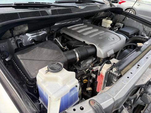 Used 2010 Toyota Tundra 2WD Double Cab image 37