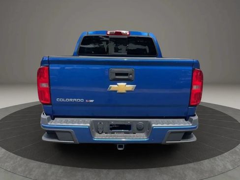 Used 2018 Chevrolet Colorado Z71 AWD/4WD image 9