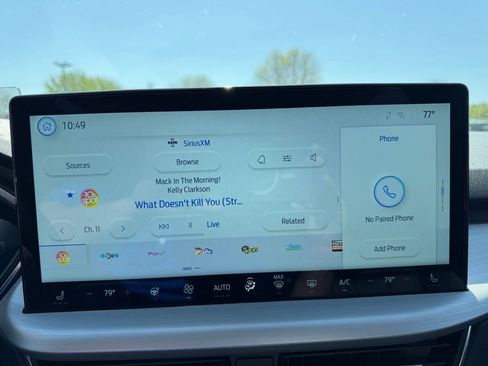 New 2025 Ford Escape SE w/ PHEV Premium Package FWD image 20