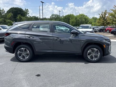 New 2026 Hyundai Tucson Blue SE AWD/4WD image 8