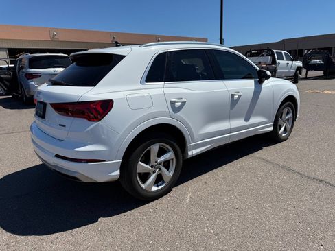 Used 2019 Audi Q3 2.0T Premium AWD/4WD image 5