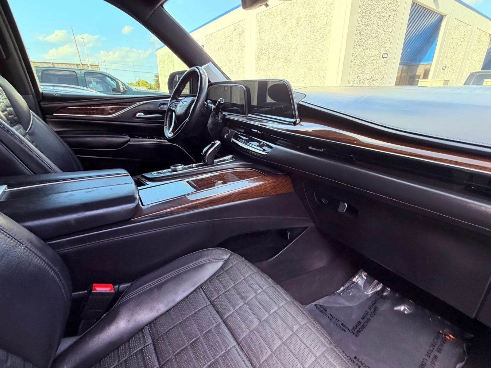 Used 2021 Cadillac Escalade Sport Platinum AWD/4WD image 32