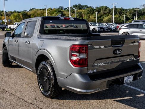 New 2025 Ford Maverick Lobo image 4