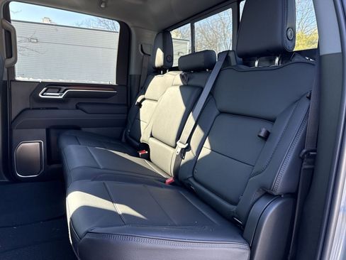 New 2026 GMC Sierra 3500 Denali w/ Denali Reserve Package image 18