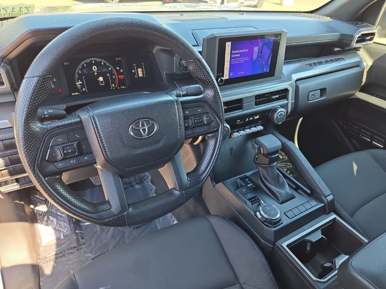 Used 2024 Toyota Tacoma SR5 AWD/4WD image 14