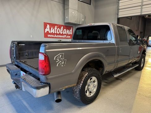 Used 2013 Ford F250 XLT w/ XLT Interior Pkg image 6