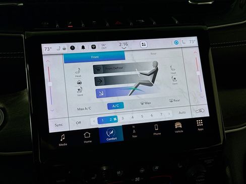 Used 2024 Jeep Grand Cherokee L Limited w/ Luxury Tech Group II image 19