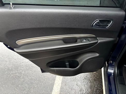 Used 2018 Dodge Durango SXT w/ Quick Order Package 2BB image 29