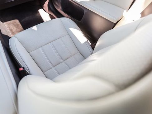 Used 2018 Lexus ES 350 w/ Luxury Package w/Wood Trim FWD image 53