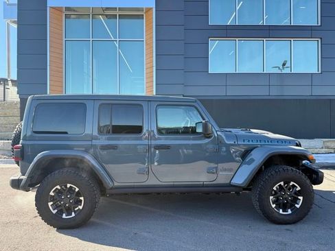 Used 2025 Jeep Wrangler Unlimited Rubicon 4xe AWD/4WD image 2