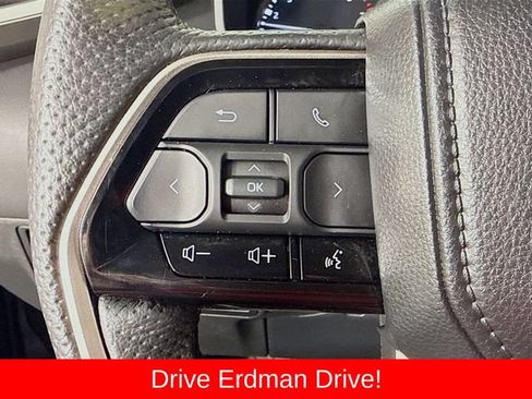Used 2023 Toyota Tundra Limited AWD/4WD image 13