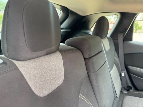 Used 2016 Jeep Cherokee Sport image 21