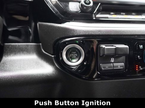 Used 2024 Chevrolet Silverado 1500 High Country w/ Technology Package image 8