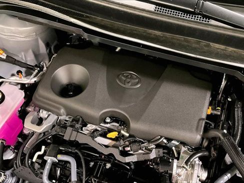 Used 2026 Toyota Sienna XSE AWD/4WD image 32
