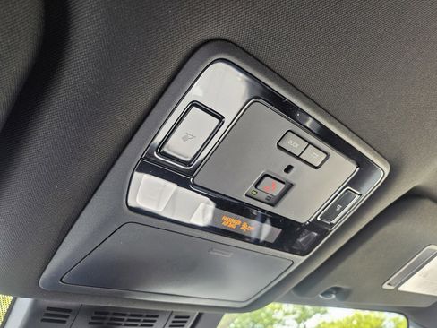 New 2026 Lexus TX 500h AWD image 12