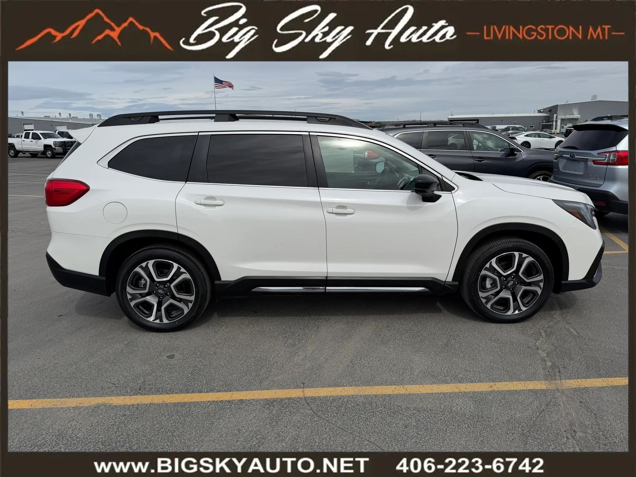 Used 2024 Subaru Ascent Limited w/ Technology Package AWD/4WD image 6