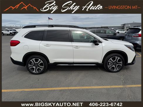 Used 2024 Subaru Ascent Limited w/ Technology Package AWD/4WD image 6