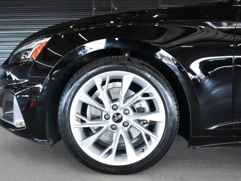 Used 2023 Audi A5 2.0T Premium image 5