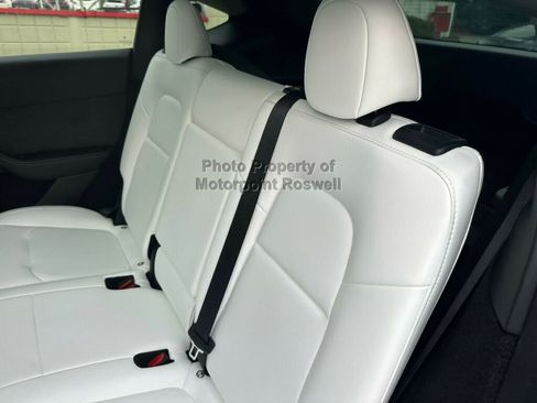 Used 2023 Tesla Model Y Long Range AWD/4WD image 19