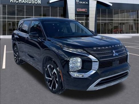 Used 2023 Mitsubishi Outlander SE Black Edition image 7