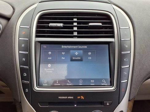 Used 2020 Lincoln Nautilus Reserve w/ Equipment Group 201A FWD image 20