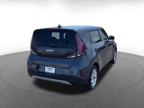 Used 2025 Kia Soul LX w/ LX Technology Package FWD image 13