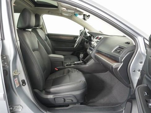 Used 2016 Subaru Outback 2.5i Limited image 39