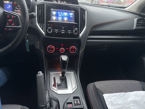 Used 2023 Subaru Crosstrek 2.0i Premium image 15