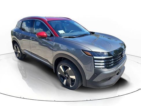 New 2026 Nissan Kicks SR FWD image 1