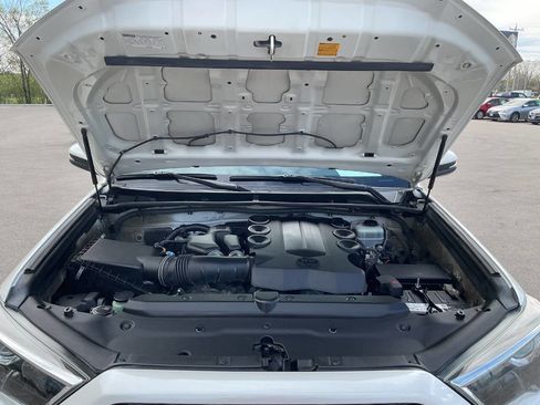 Used 2014 Toyota 4Runner Limited AWD/4WD image 51