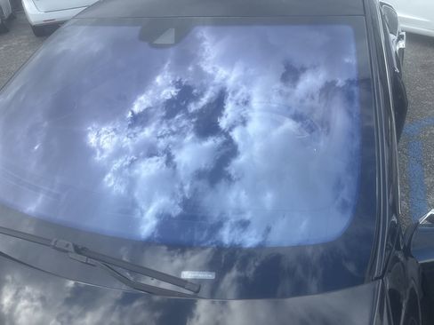 Used 2016 Tesla Model S 70D image 31