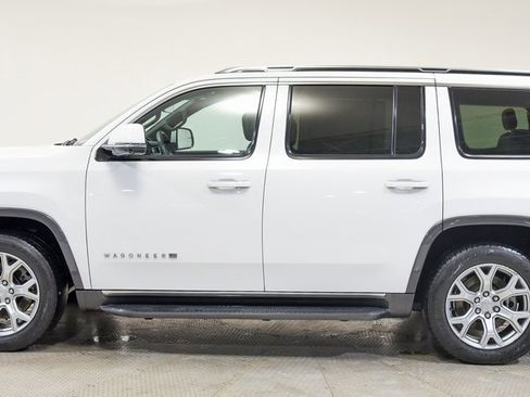 Used 2022 Jeep Wagoneer Series II w/ Convenience Group I image 8