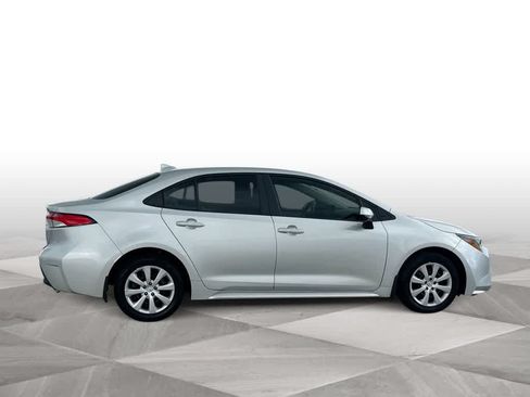 Used 2026 Toyota Corolla LE FWD image 9