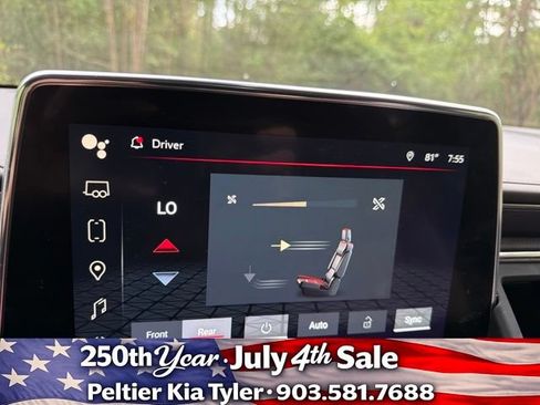Used 2022 GMC Yukon SLT w/ SLT Premium Package AWD/4WD image 19